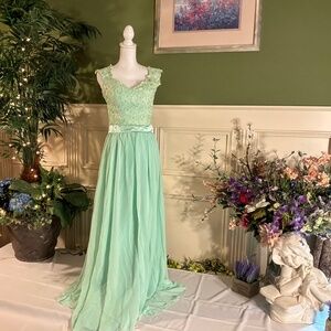 Formal long Mint green chiffon with appliqué details